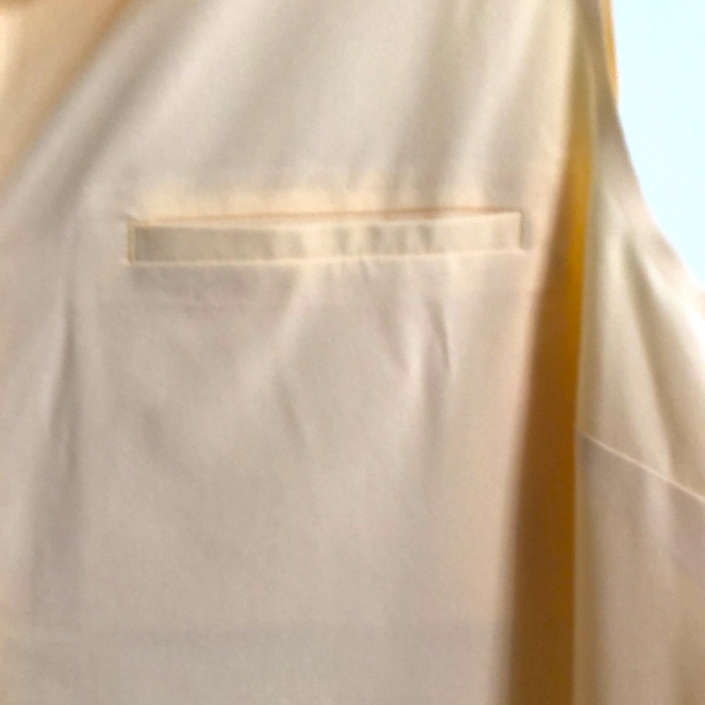 Athleta button up blouse.  Great light weight material. Great for gym or home - Picture 3 of 6